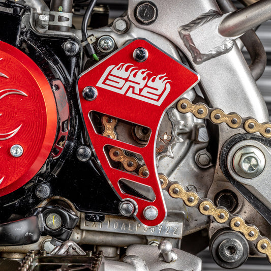 FLAMES SPROCKET GUARD - RED - KLX110L
