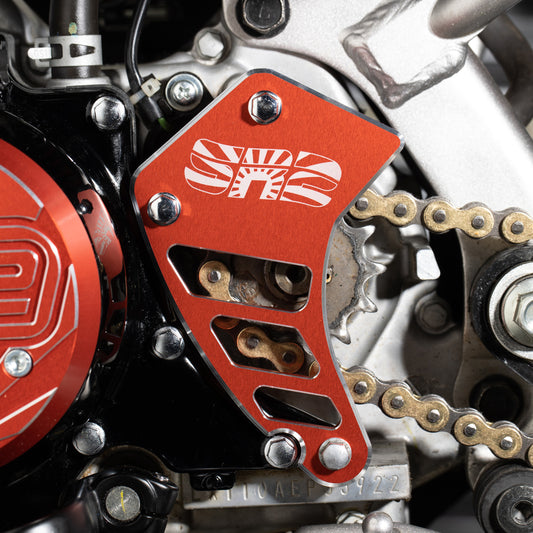 JDM SPROCKET GUARD - RED - KLX110L
